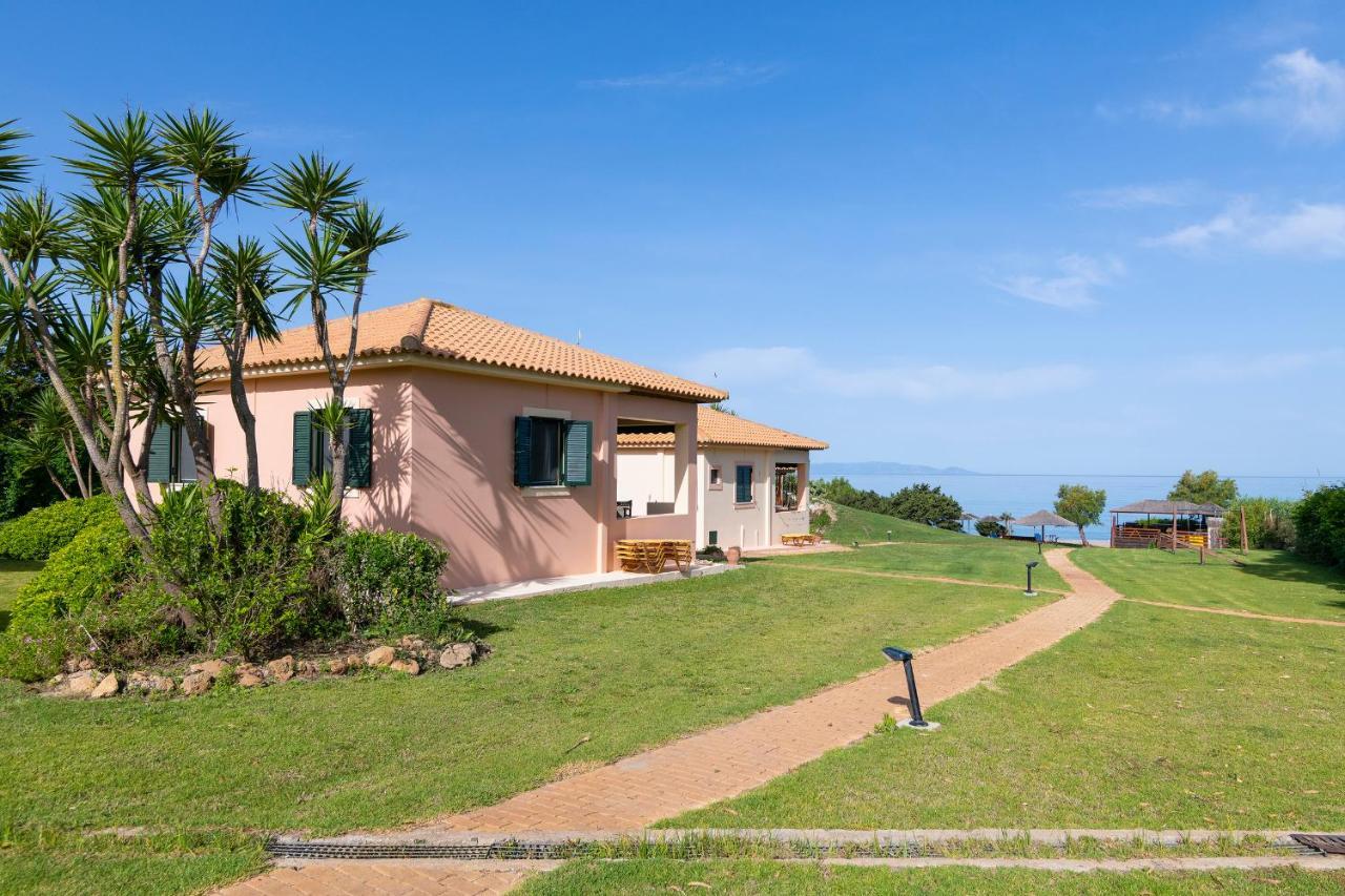 Analipsi Beach Front Villas - Happy Rentals Kastron  Luaran gambar